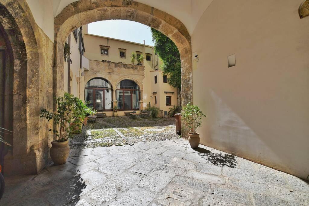 Iflat Agli Archetti Del Centro Apartment Palermo Exterior foto